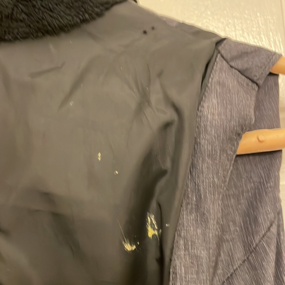 Champion Women’s Vest, Size M. Dark Heathered Gray. - Picture 8 of 8